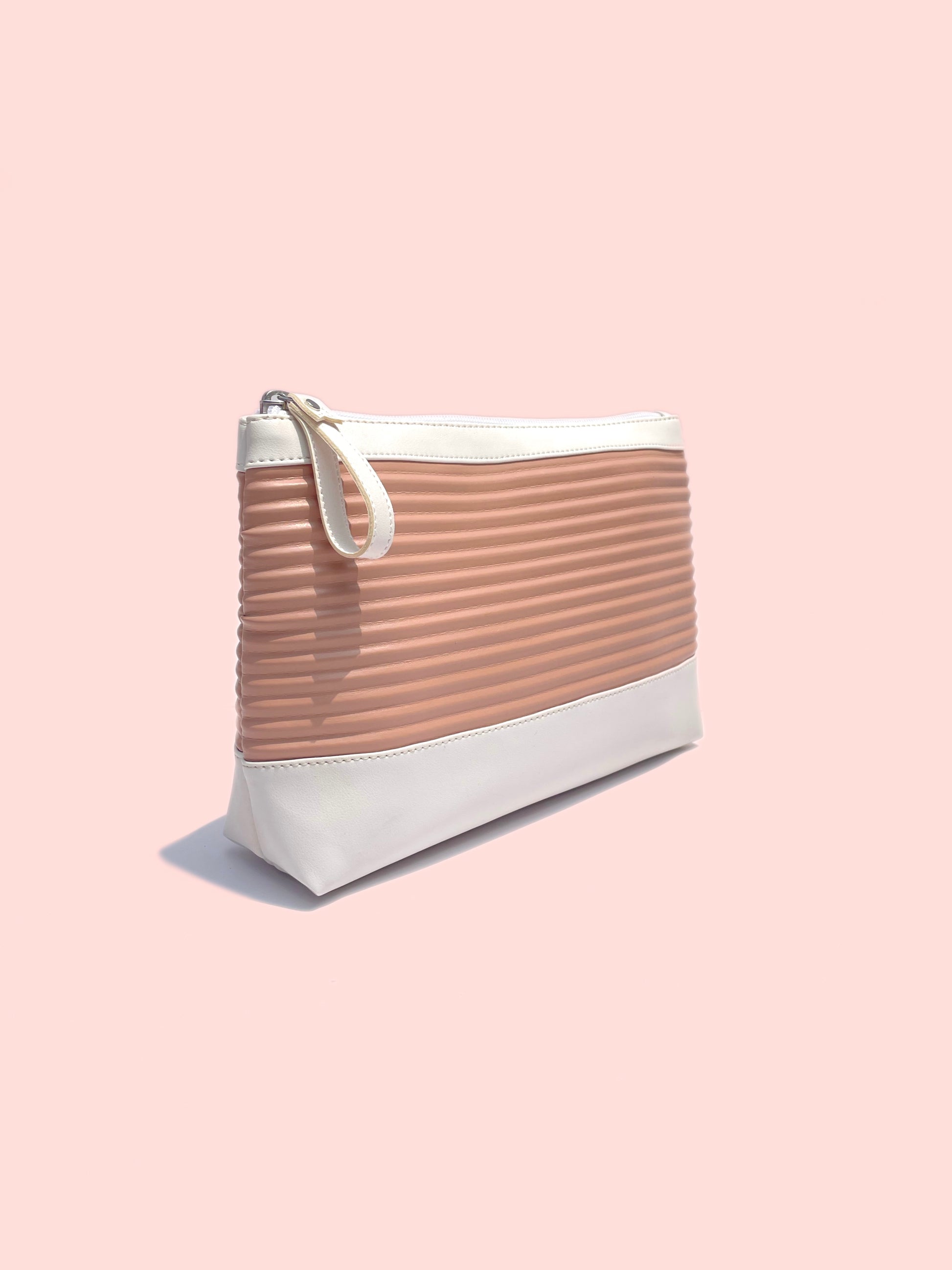 PASTEL POUCH