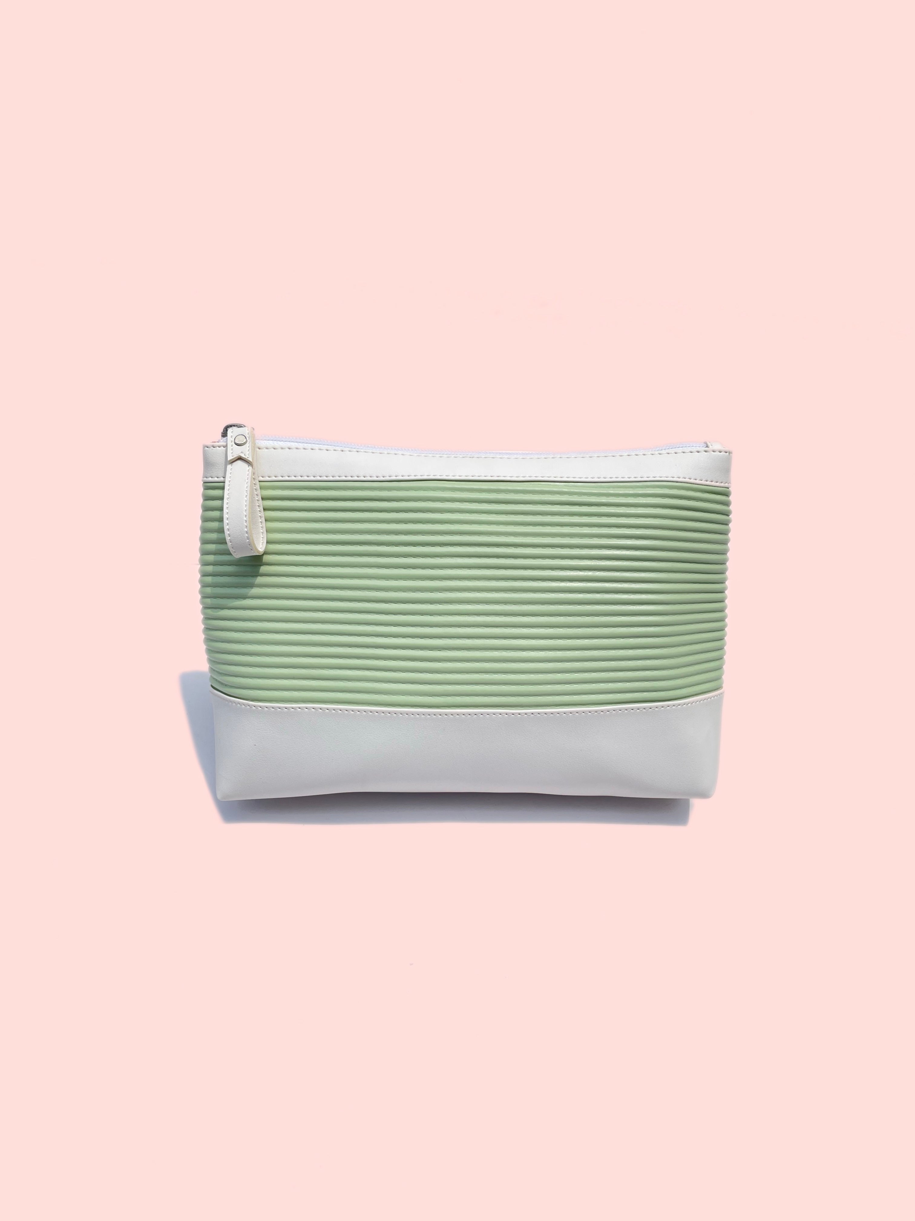 PASTEL POUCH