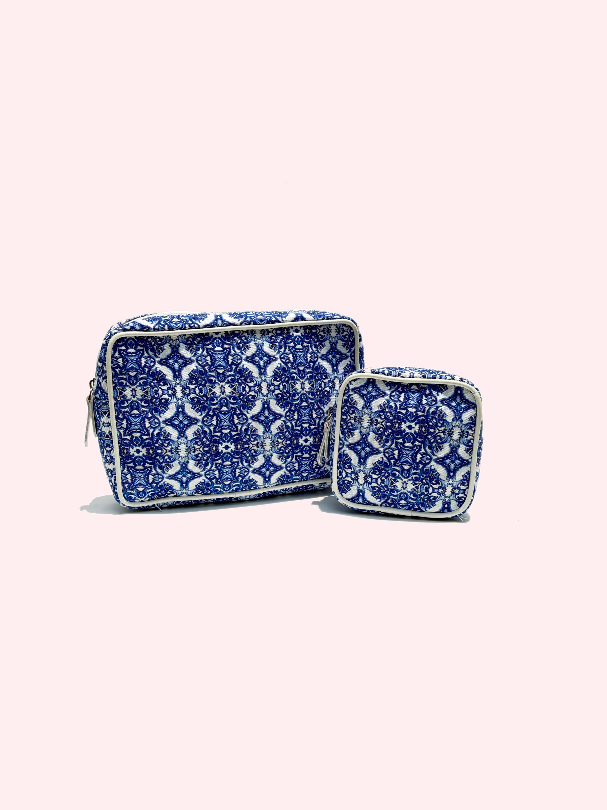 BRIDGERTON POUCH