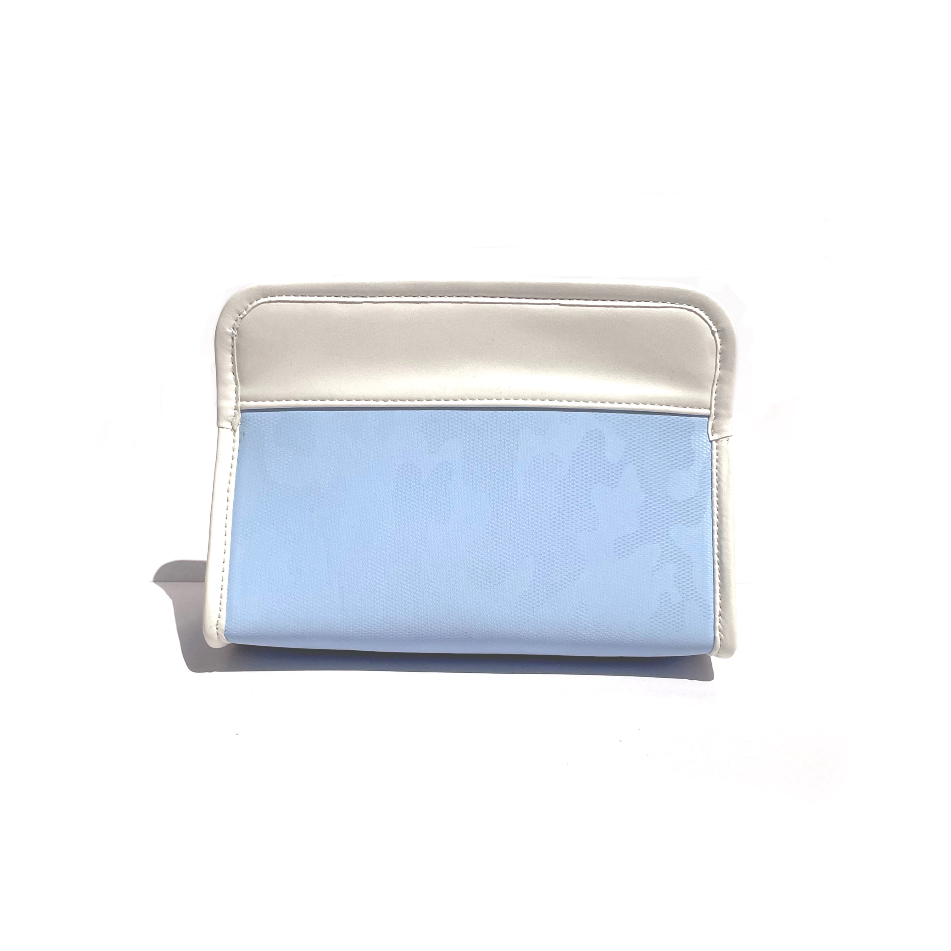 LEE POUCH