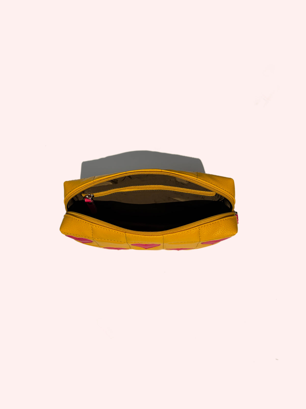 HEART POUCH