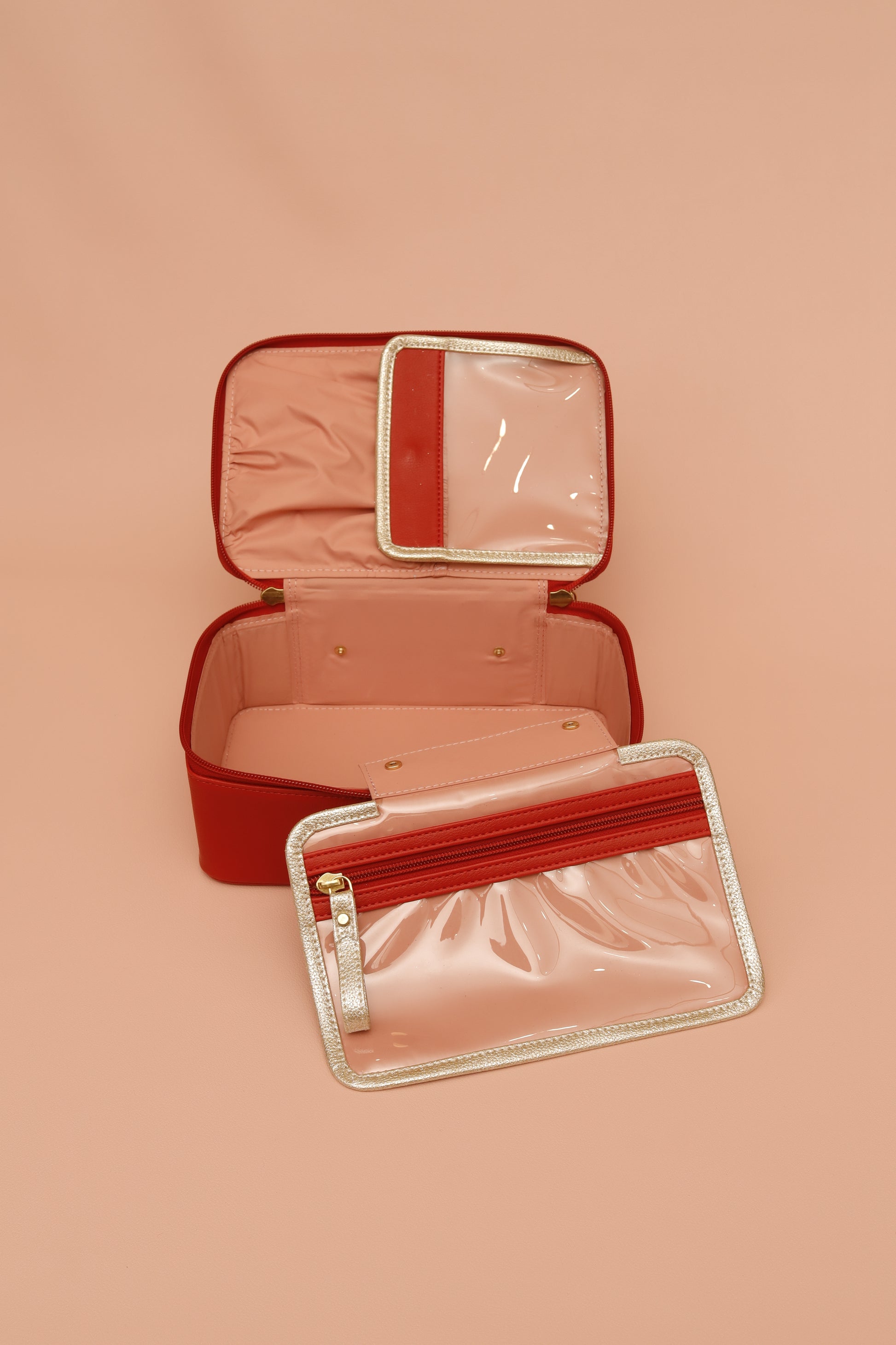 ALICE MAKEUP VANITY
